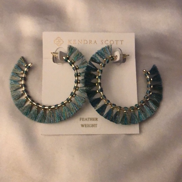Kendra Scott Evie Gold Tone Hoop Earrings Turquoise Tassels NEW - Picture 6 of 12